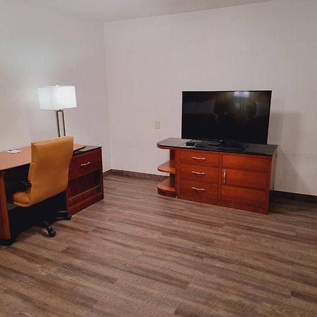 Super 8 By Wyndham El Centro North Hotel Bagian luar foto